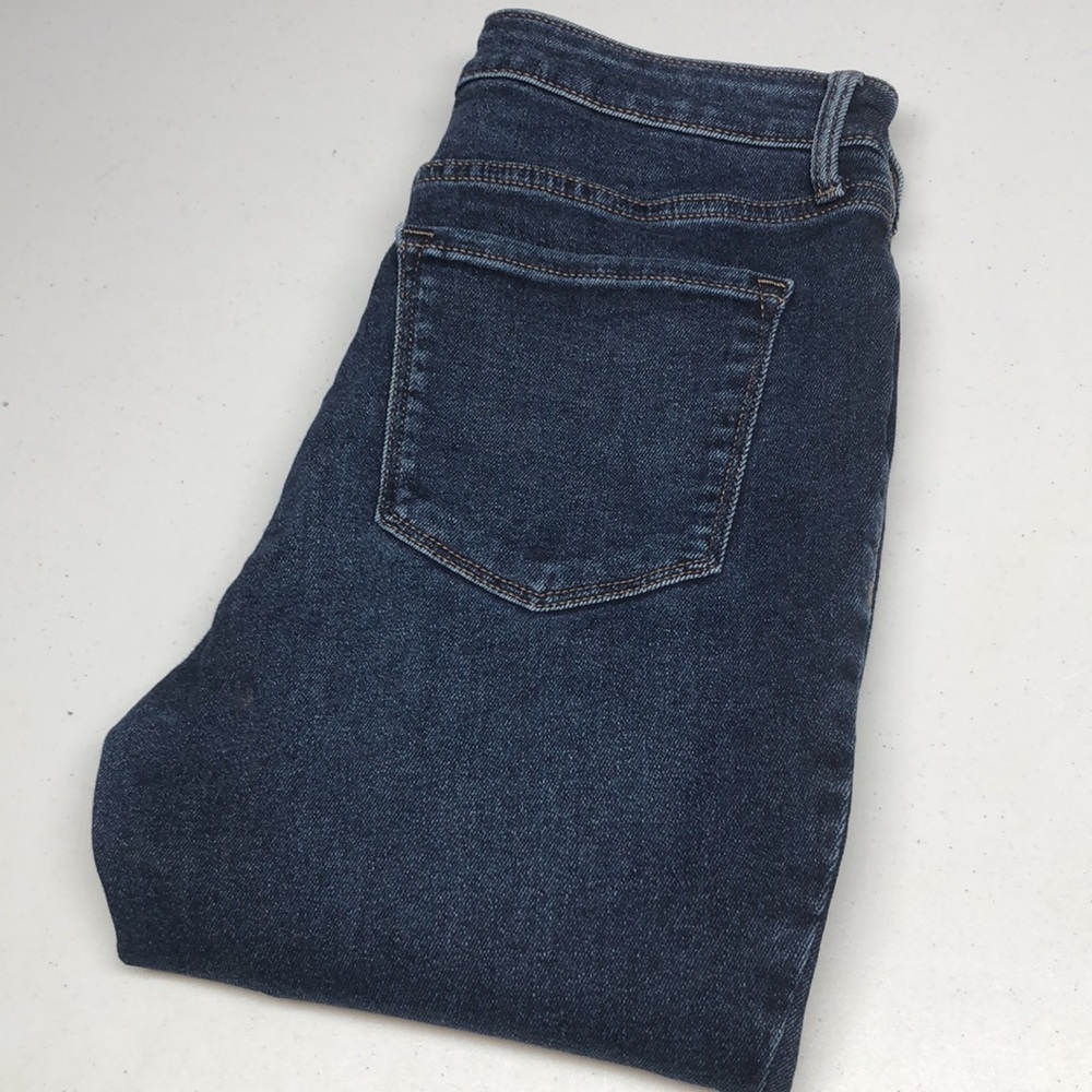 LIKE NEW OLD NAVY ROCKSTAR SUPER SKINNY HIGH-RISE JEANS 6/28x28 ⭐️